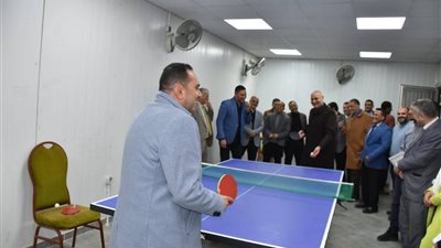 عميد حقوق السادات يشارك فعاليات الدورة الرمضانية بالمدن الجامعية ويشهد إفطارًا جماعيًا للطلاب