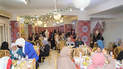 «إفطار أهالينا» مستقبل وطن سوهاج ينظم إفطارًا جماعيًا لـ300 فتاة بدار المغتربات
