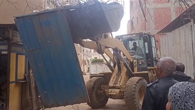 حملات مكبرة لإزالة الإشغالات بمدن الشهداء وشبين الكوم ومنوف لتيسير الحركة المرورية