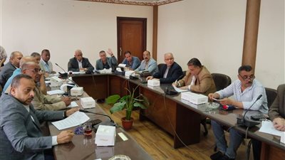 اتحاد العمال يجدد الثقة في القيادة السياسية.. ويكشف: الانتخابات العمالية في مايو المقبل