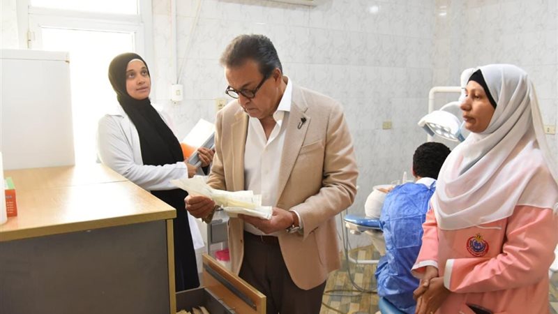 جولة وزير الصحة