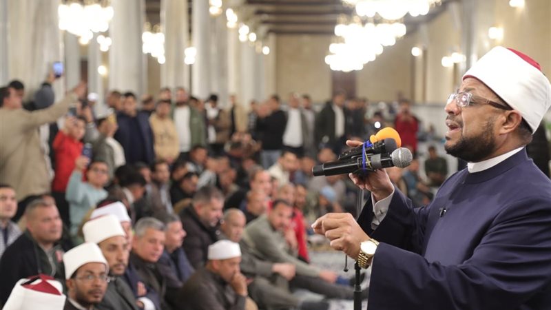 محمد الجندي خلال كلمته بصلاة التراويح