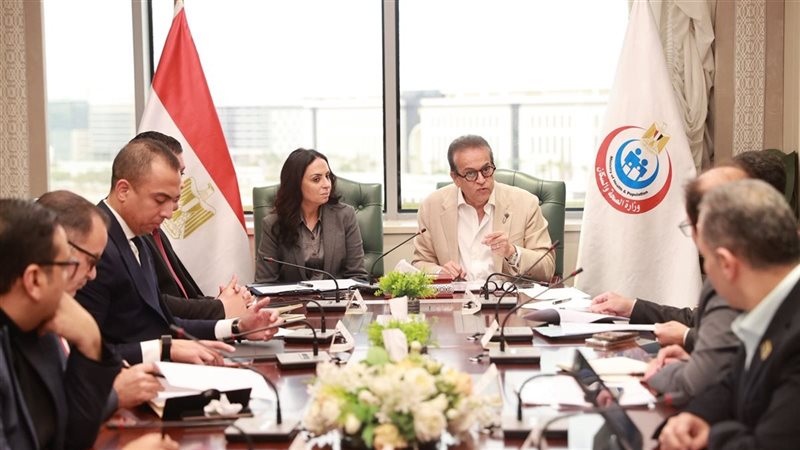 اجتماع وزيري الصحة