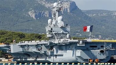 فرنسا: نقل حاملة الطائرات 