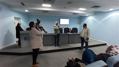 الرعاية الصحية تُطلق مبادرة «رهن إشارتك» لتعليم لغة الإشارة بمحافظة السويس