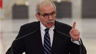 رئيس الوزراء اللبناني للنازحين: لن ندخر جهدًا لوقف الحرب المدمرة