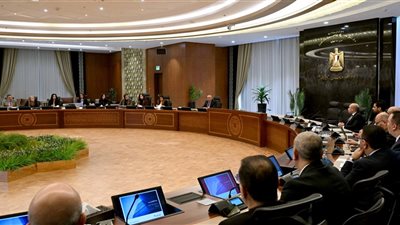 لجنة حكومية توافق على أسس تقييم القيمة العادلة لطرح بنك القاهرة