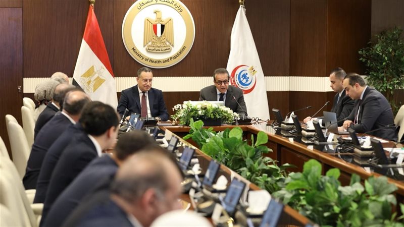 اجتماع وزيرا الصحة