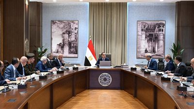 رئيس الوزراء يتابع الموقف التنفيذي لتشغيل وتطوير مطار العلمين الدولي
