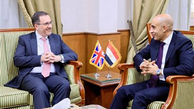 عبد اللطيف: خطة لتطوير مناهج اللغة الإنجليزية في البكالوريا المصرية