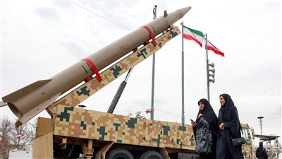 مسؤول أمريكي سابق: مزاعم واشنطن حول تدمير منصات الصواريخ الإيرانية تفتقر إلى المصداقية