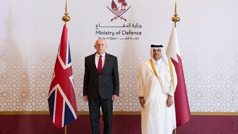 وزيرا دفاع قطر وبريطانيا