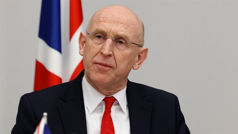  وزير الدفاع البريطاني