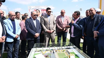 وزير الشباب والرياضة ومحافظ الإسماعيلية يفتتحان أعمال التطوير بمركز التنمية الشبابية بالمحافظة