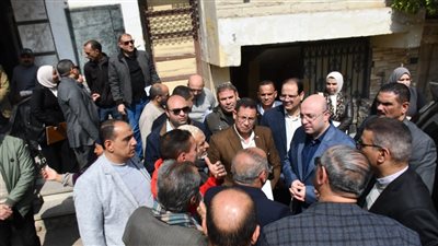 محافظ الفيوم يتفقد سير العمل بالمركز التكنولوجي بإطسا