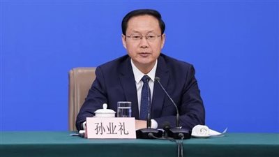 مسؤول صيني: رحلات السفر الداخلية تسجل مستويات قياسية في 2025