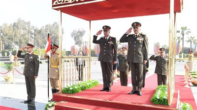 الرئيس السيسى ينيب الفريق أشرف سالم لوضع إكليل من الزهور على النصب التذكارى لشهداء القوات المسلحة