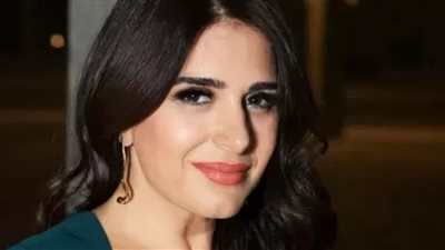 ميرنا وليد: العمل مع محمد صبحي مدرسة منحتني ثقة أمام الجمهور 