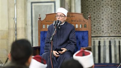 درس التراويح بالجامع الأزهر: الذكر والاستغفار طريق القرب من الله تعالى