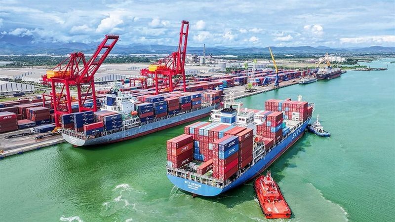 فيتنام تخطط لتعليق