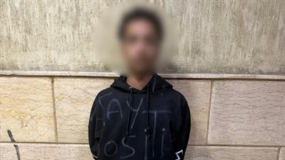 كشف ملابسات تداول فيديو بقيام شخص بتهشيم سيارة والتعدي على صاحبها بالسب 