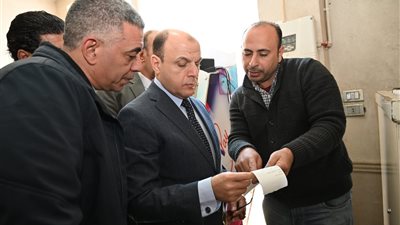 محافظ الغربية من محطات الوقود: إجراءات حاسمة ضد أي مخالف