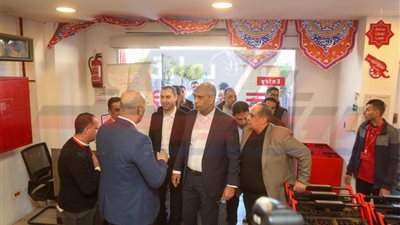 محافظ كفرالشيخ يقود حملة مفاجئة للرقابة على الأسعار