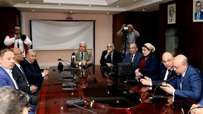 الشوربجي يشهد استعراض الموقع الإلكتروني الجديد لوكالة أنباء الشرق الأوسط