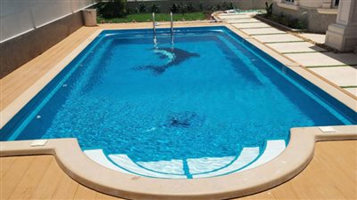 التكلفة الكاملة لتركيب مسبح فيبر ٧ متر