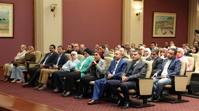 لقاء امين الشئون الإسلامية فى شركة إيجاس 