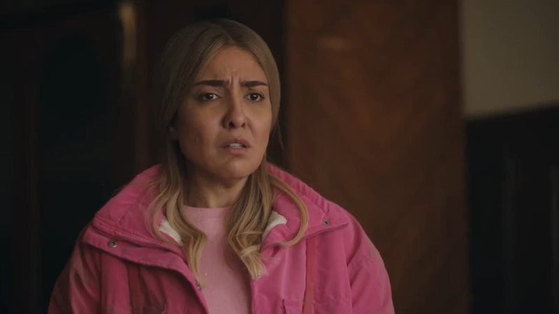 الفنانة مي كساب 