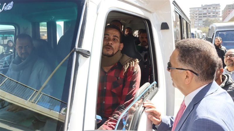 محافظ القليوبية مع