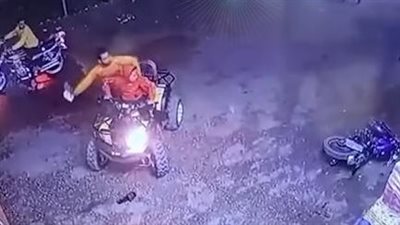 ضبط طفل يقود 