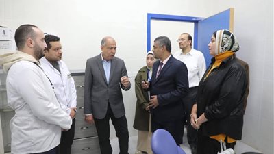 تخدم 52 الف مواطن.. محافظ المنيا يفتتح وحدة طب الأسرة بقرية بني عبيد ضمن مبادرة حياة كريمة