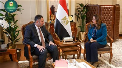 وزيرة التنمية المحلية تبحث مع محافظ دمياط معدلات تنفيذ المشروعات