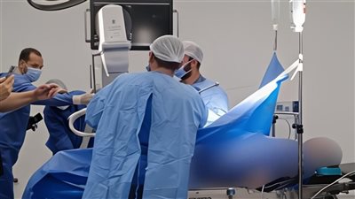 لأول مرة بأسوان.. إجراء جراحة تثبيت كسر بالساق بتقنية المسمار النخاعي