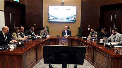 نائب رئيس الوزراء للشئون الاقتصادية يلتقي وفد البنك الدولي 