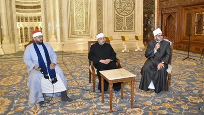 نائب رئيس جامعة الأزهر يؤكد أن العشر الأواخر فرصة عظيمة للعتق من النار