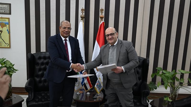 خلال توقيع بروتوكول