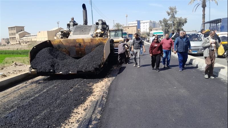 جانب من اعمال الرصف