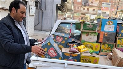 ضبط 400 عبوة أغذية فاسدة و550 كيلو سمن مجهول المصدر بالغربية