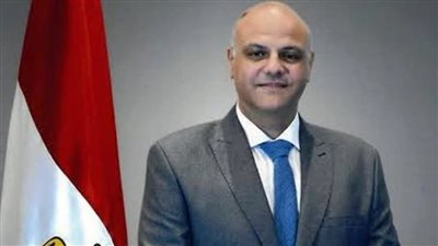 محافظ الإسكندرية يعلن رفع درجة الاستعداد بكل القطاعات للتعامل مع موجة الأمطار والطقس غير المستقر