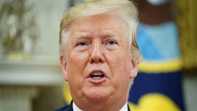 ترامب ينفي صحة التقارير بشأن تدمير 5 طائرات تزويد بالوقود أمريكية