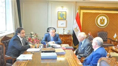 وزير التعليم العالي يبحث إنشاء فرع لجامعة إسبانية في مصر لنقل الخبرات الدولية