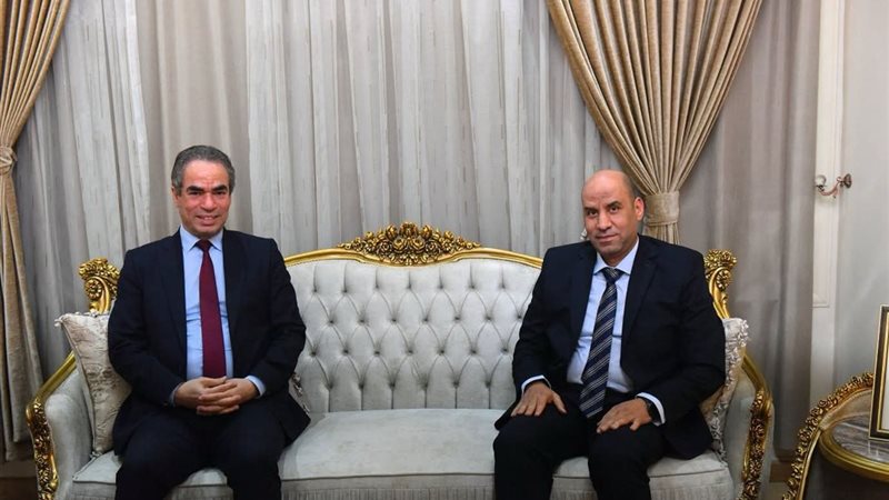 لقاء الكاتب والإعلامي