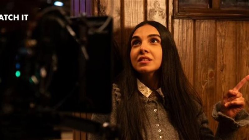 الفنانة سلمي أبو