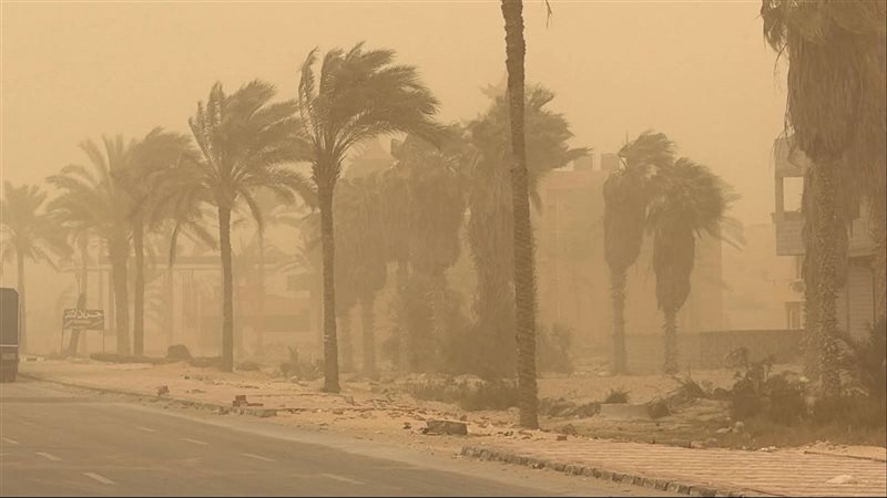 عاصفة ترابية 