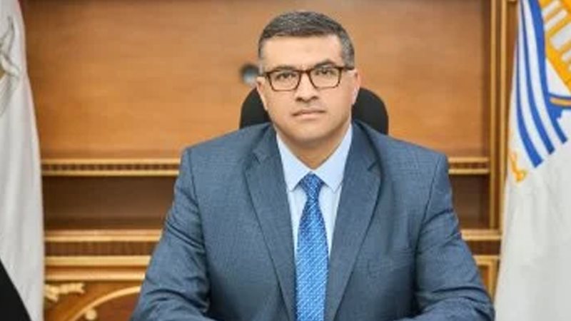  محافظ قنا الدكتور