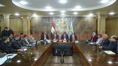 اجتماع موسع بكفر الشيخ لمتابعة إنشاء عدد من الكباري بالمحافظة 