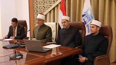 الإفتاء المصرية ونظيرتها الأردنية تبحثان تحري هلال شوال وتوحيد الرؤى الشرعية